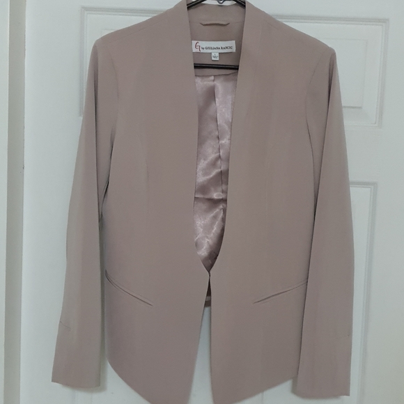 NWT Neutral Beige Pant Suit - Picture 2 of 9